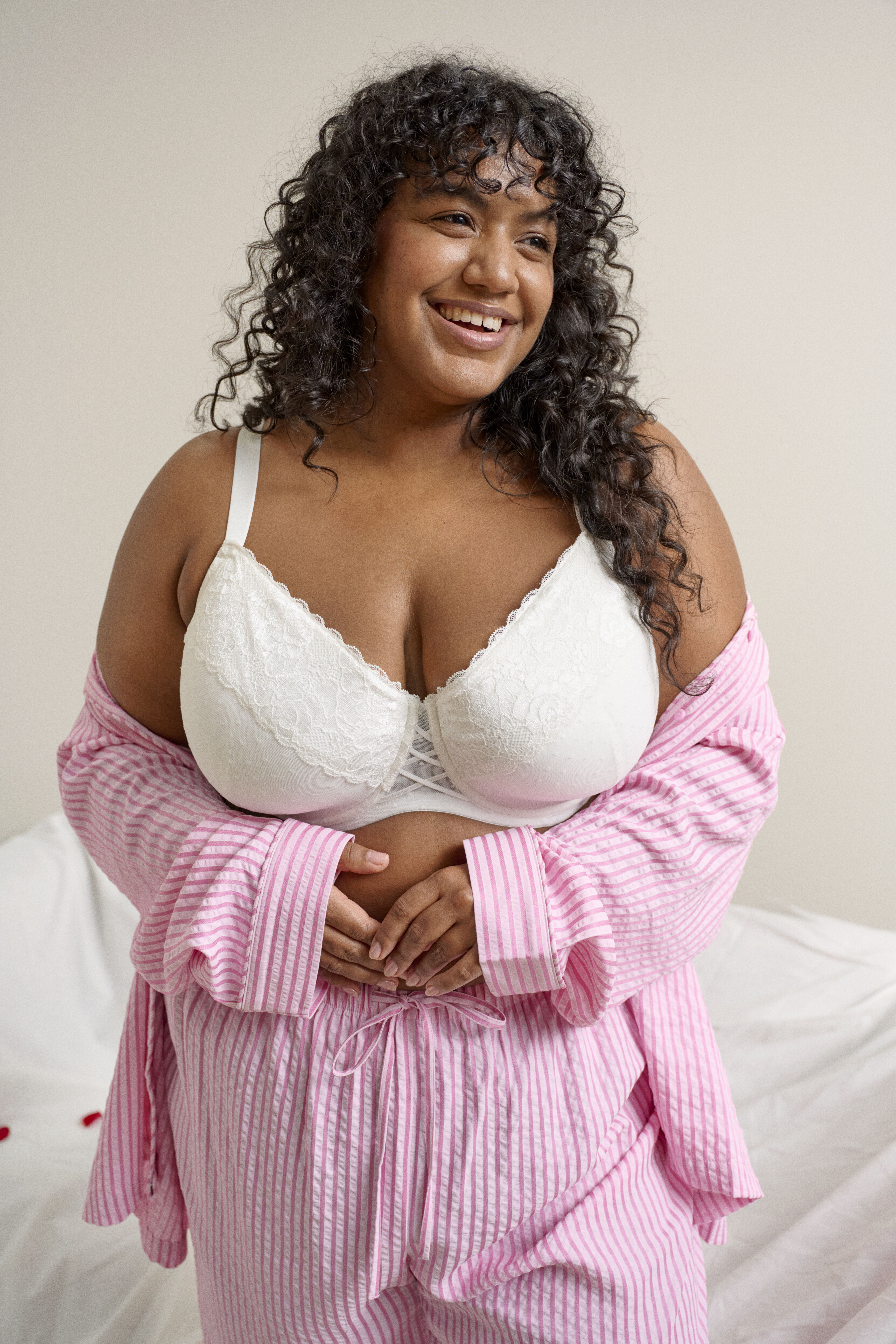 Zizzi Raidallinen y&ouml;asu, , Model