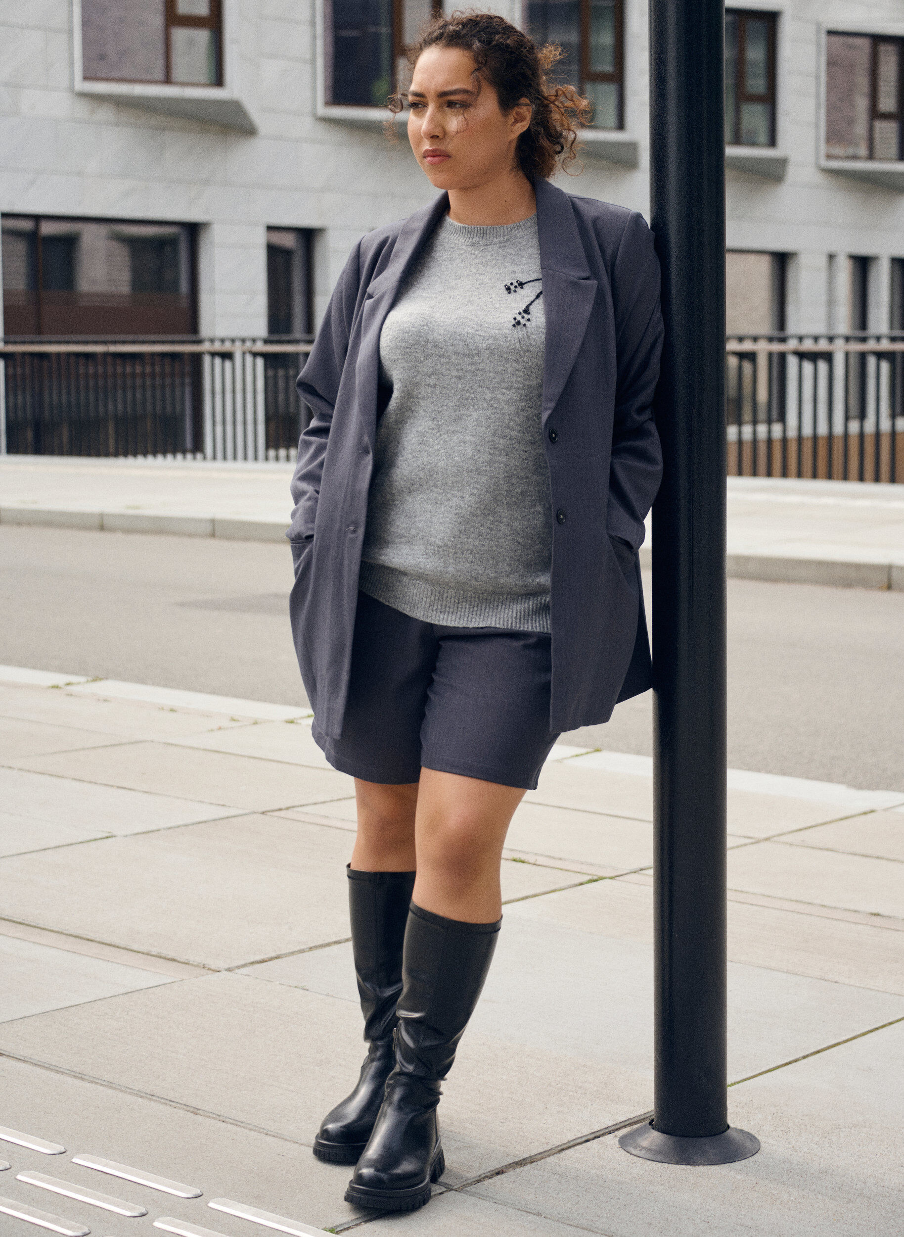 Zizzi Klassinen bleiseri taskuilla, Harmaa, Image image number 0