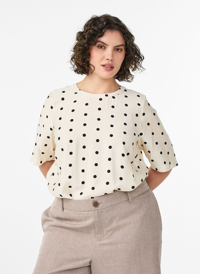Viskoosipusero pilkuilla ja 1/2-hihoilla, Vanilja, Model image number 0