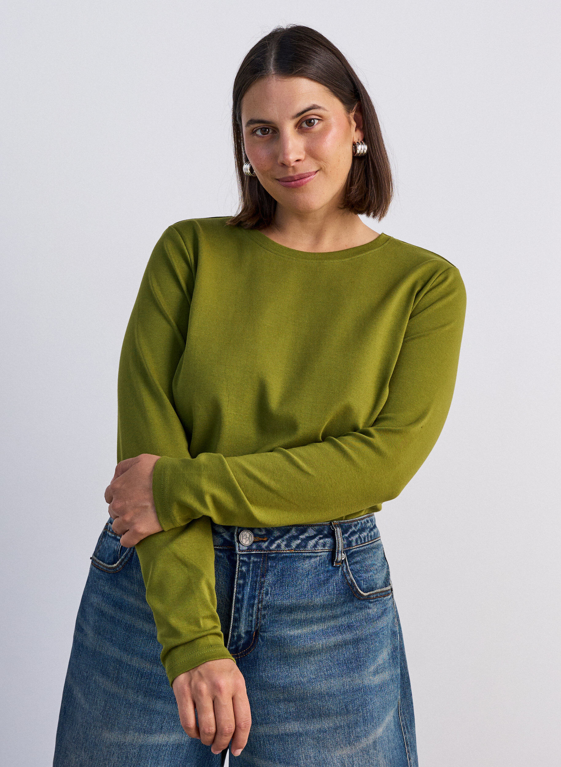 ZizziPitk&auml;hihainen perus-T-paita py&ouml;re&auml;ll&auml; p&auml;&auml;ntiell&auml;, Vihre&auml;, Model image number 0