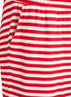 Raidalliset pyjamahousut korkealla vy&ouml;t&auml;r&ouml;ll&auml; ja leveill&auml; lahkeilla, Punainen, Packshot image number 2