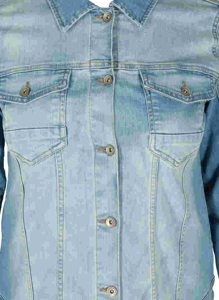 Vaalea farkkutakki rintataskuilla, Light blue denim, Packshot image number 2