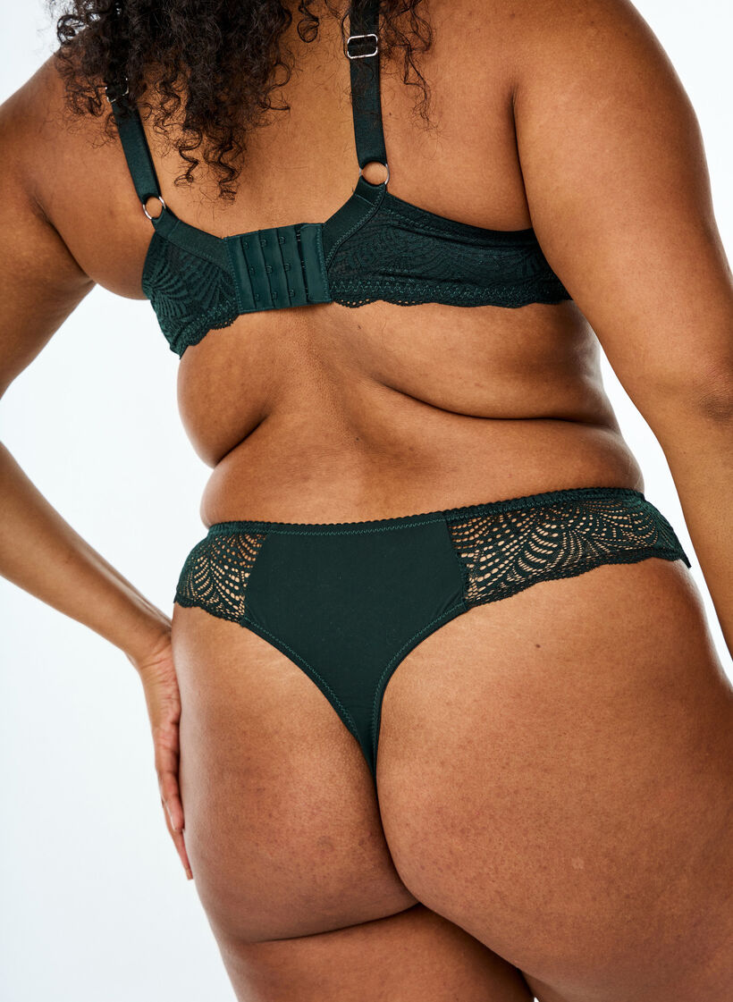 Rintaliivit topatuilla kupeilla ja pitsillä, Vihreä, Model image number 3