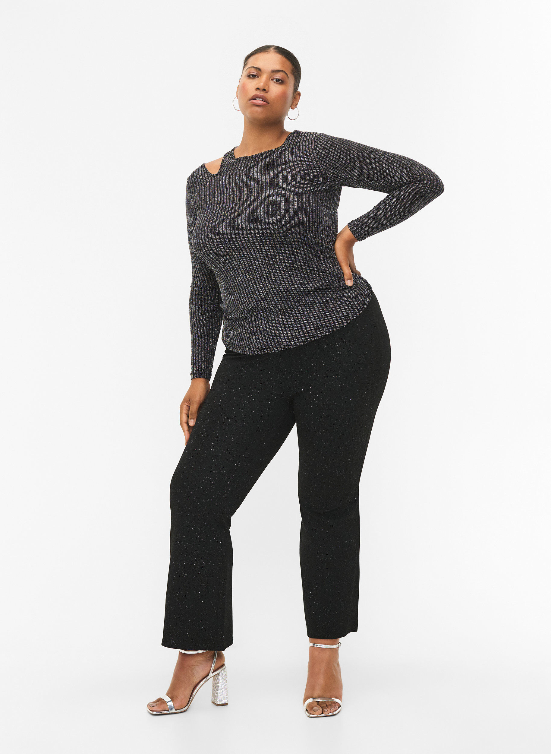 Zizzi Pitk&auml;hihainen cut out -pusero glitterill&auml;, B. w. Silver Stripes, Model image number 3