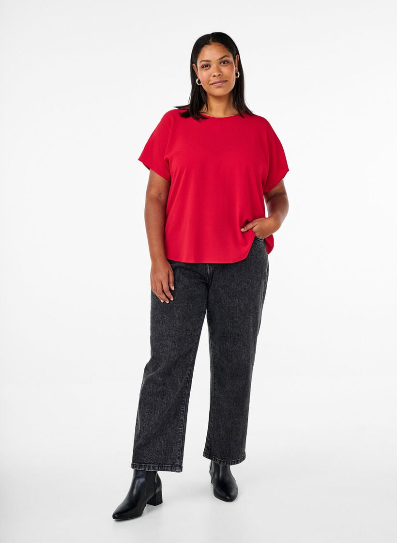 Lyhythihainen pusero py&ouml;re&auml;ll&auml; p&auml;&auml;ntiell&auml;, Punainen, Model image number 1