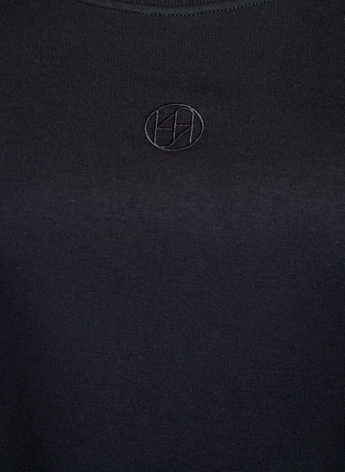 Lyhyt swetarimekko röyhelöyksityiskohdilla, Musta, Packshot image number 2