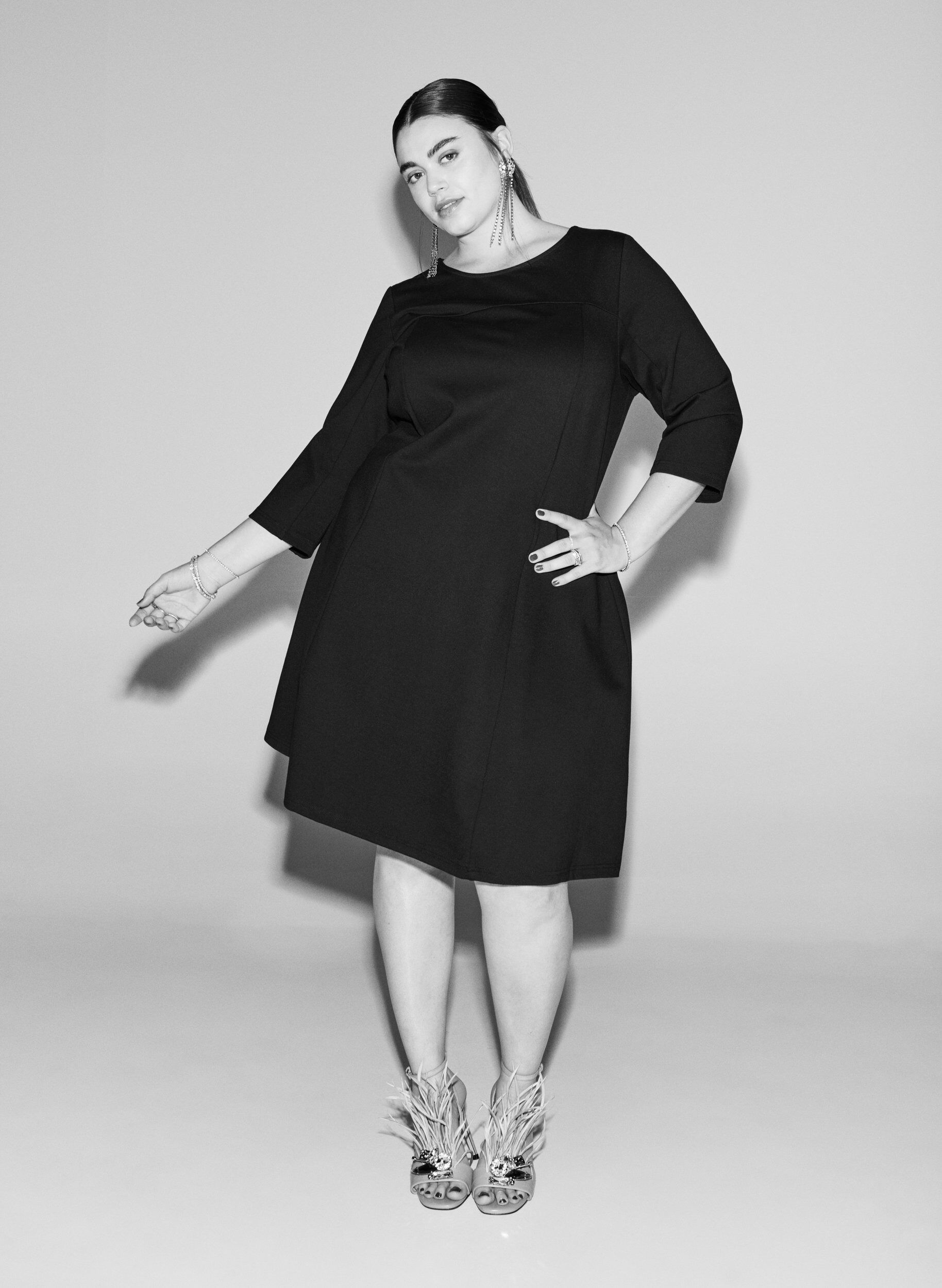 Zizzi A-mallinen mekko 3/4-pituisilla hihoilla, Musta, Image image number 0