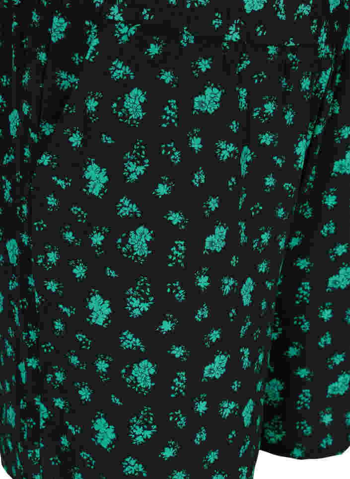 Shortsit kuosilla ja taskuilla, Green Flower AOP, Packshot image number 2