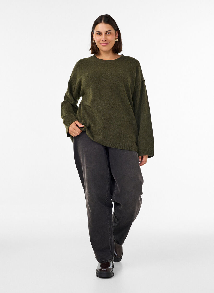 V&auml;lj&auml; neulepusero, jossa n&auml;kyv&auml;t saumat, Vihre&auml;, Model image number 1