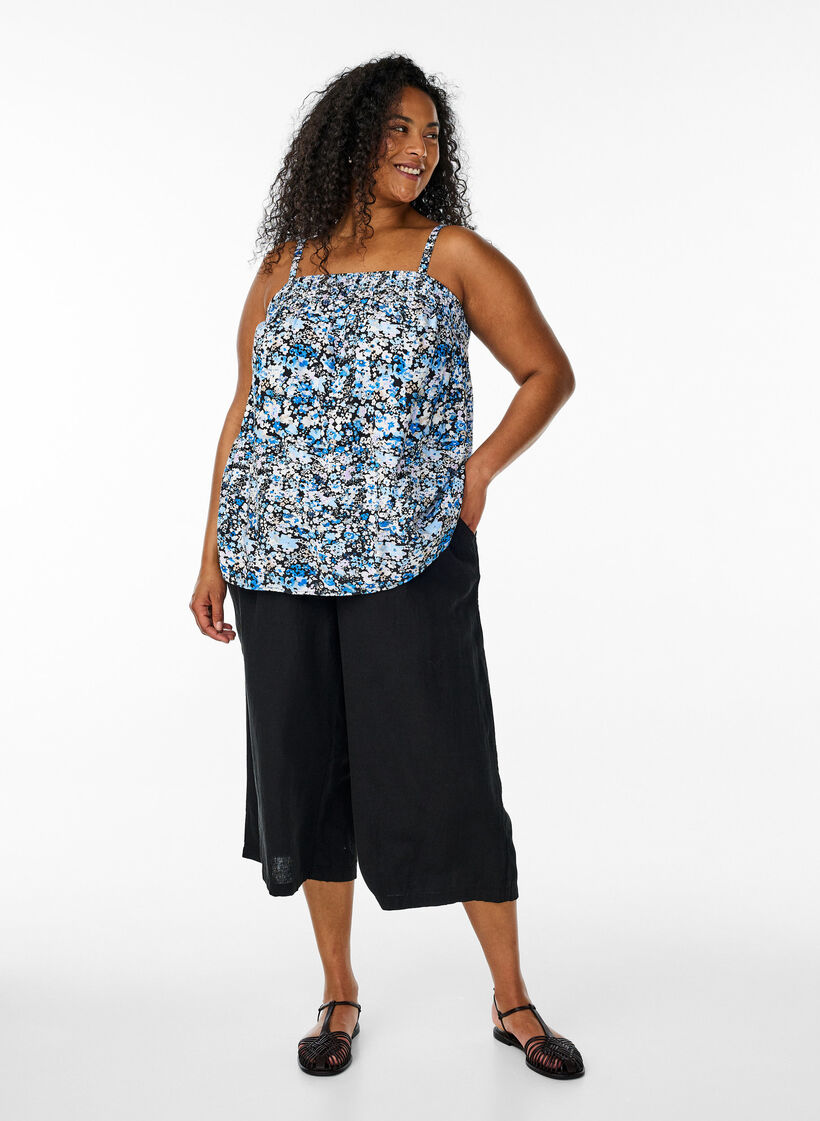 Viskoositoppi, jossa on kapeat olkaimet, Musta, Model image number 1