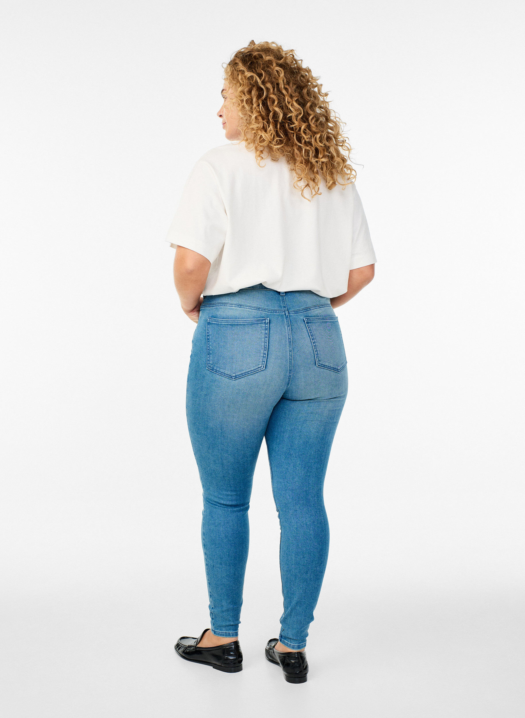 ZizziSuper slim Amy-farkut korkealla vy&ouml;t&auml;r&ouml;ll&auml;, Sininen, Model image number 1