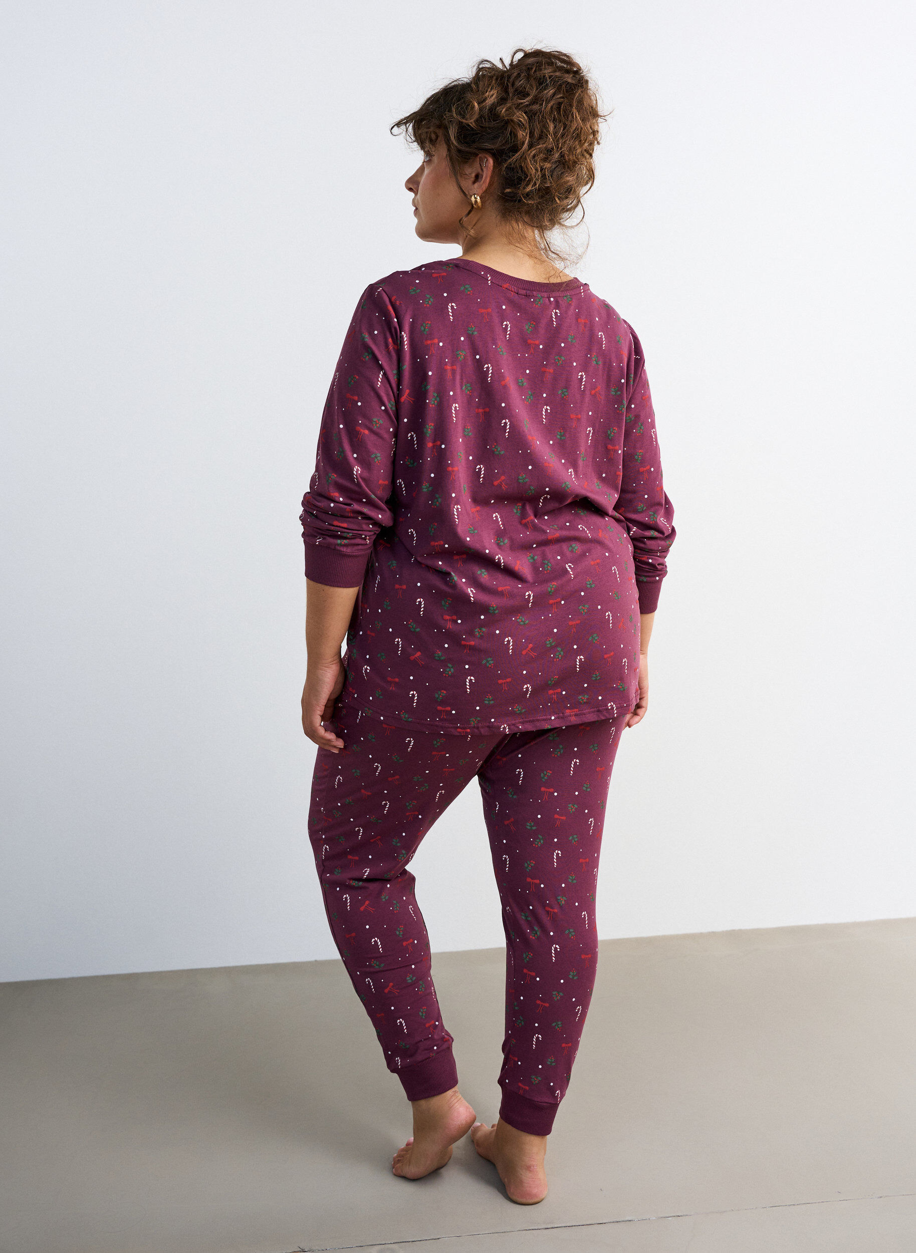 ZizziY&ouml;paita printill&auml;, Tumma Bordeaux, Model image number 2