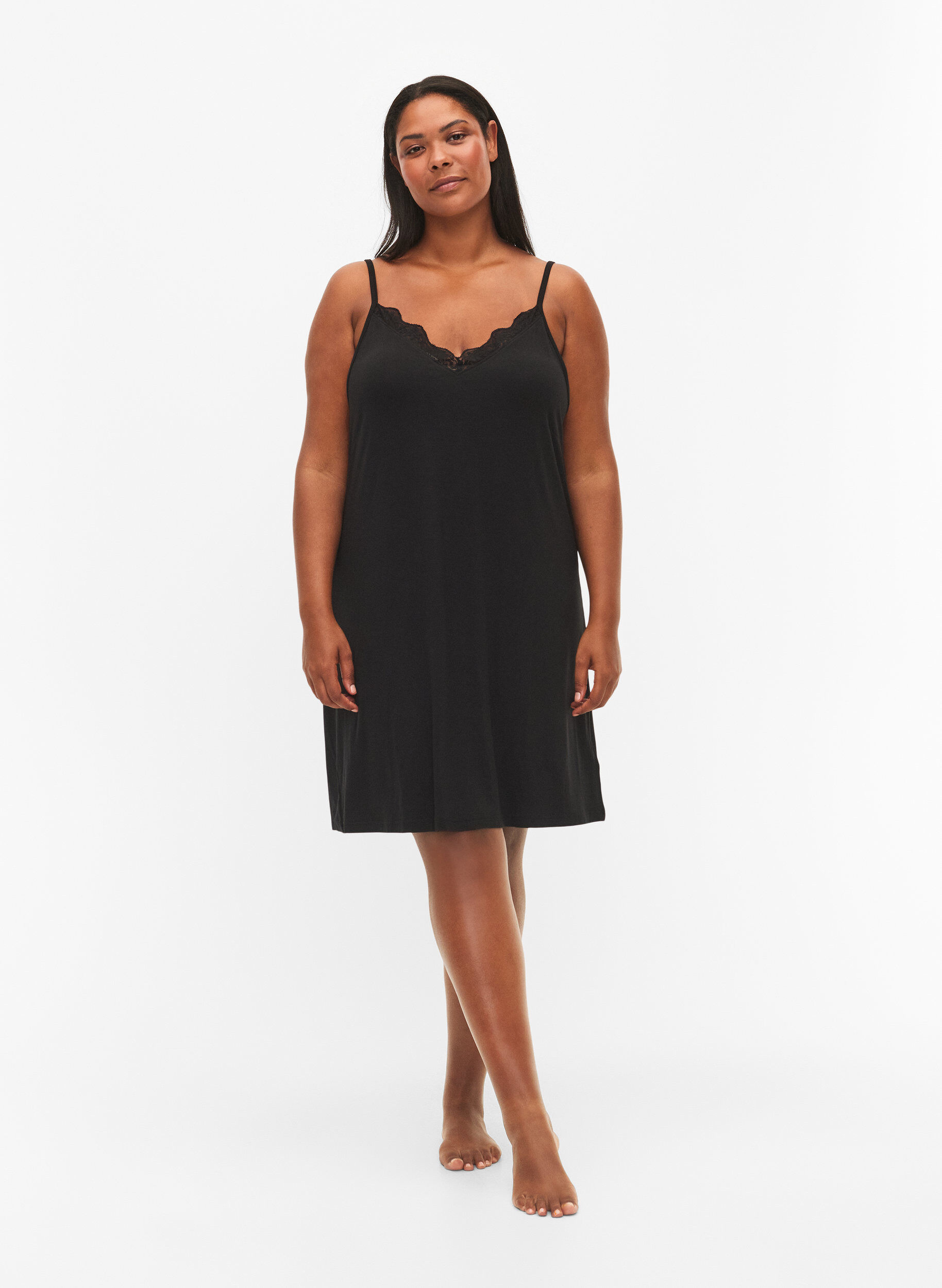 ZizziViskoosinen y&ouml;mekko pitsireunuksella , Musta, Model image number 1