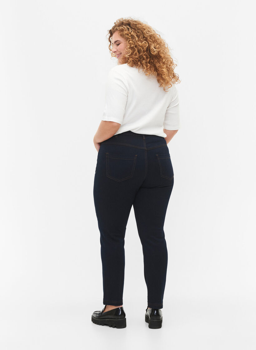 Slim fit Emily-farkut normaalilla vy&ouml;t&auml;r&ouml;ll&auml;, Sininen, Model image number 1
