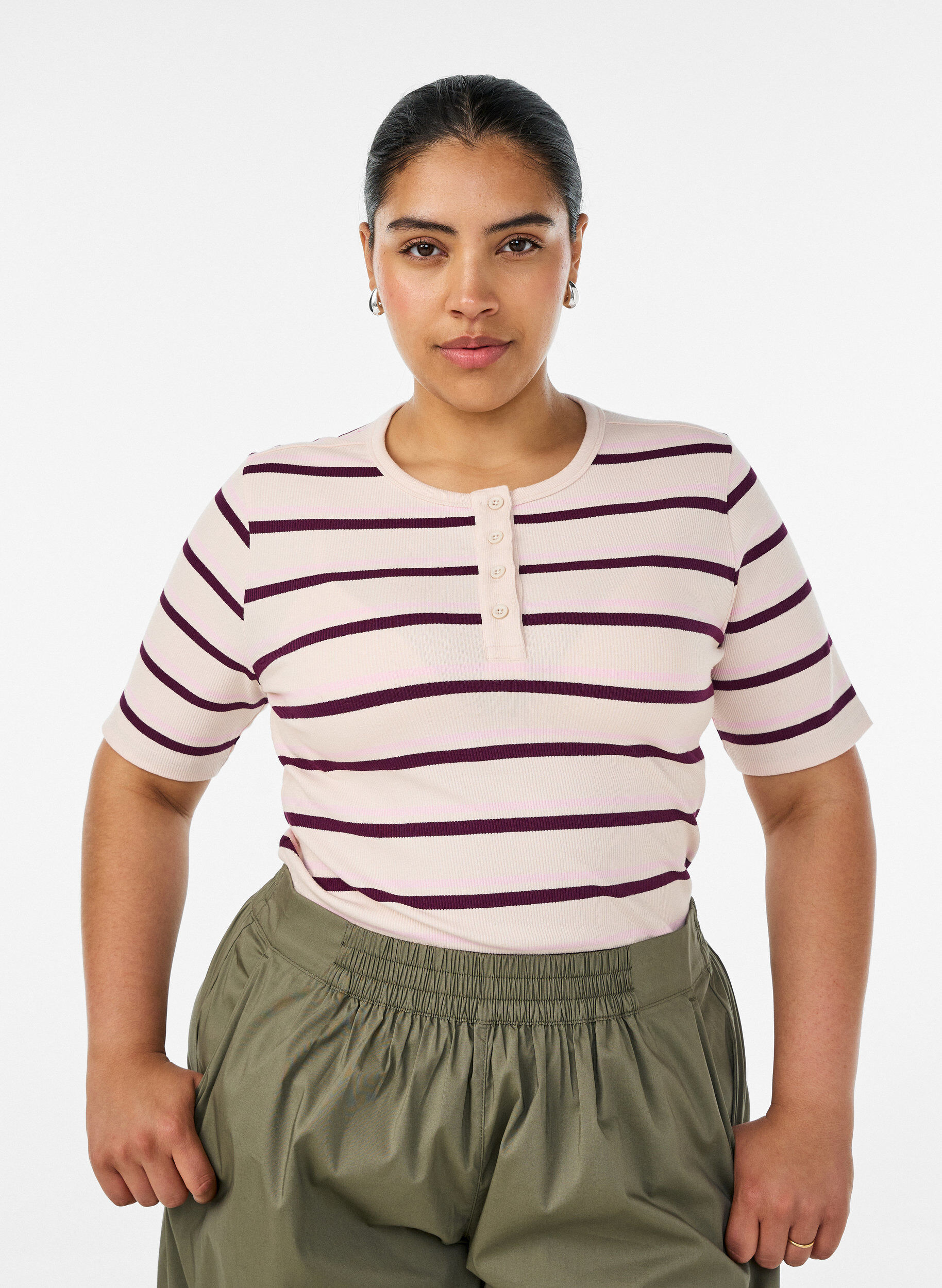 ZizziRaitakuosinen ribattu T-paita nappiyksityiskohdalla, Violetti, Model image number 0