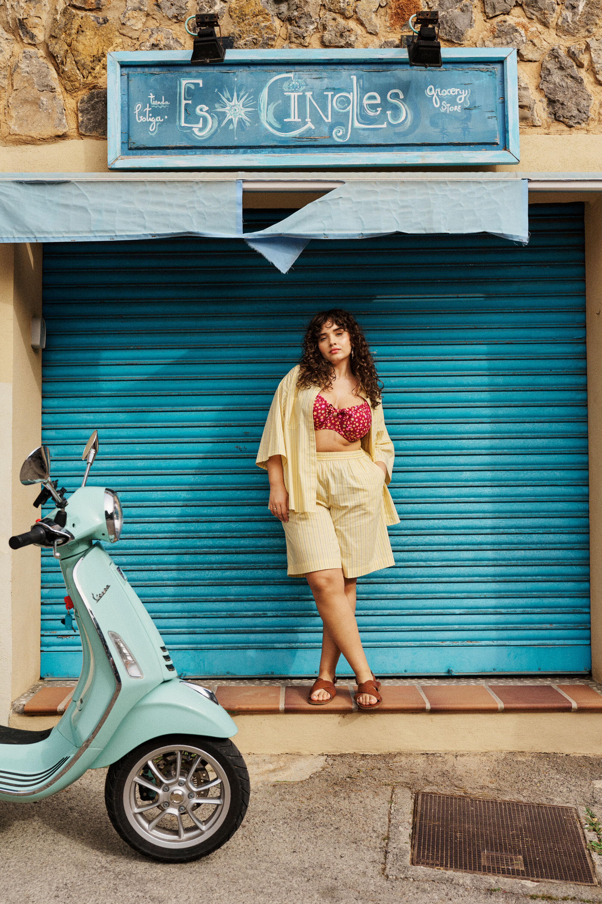 ZizziAurinkoiset lomatunnelmat v&auml;reill&auml;, , Model