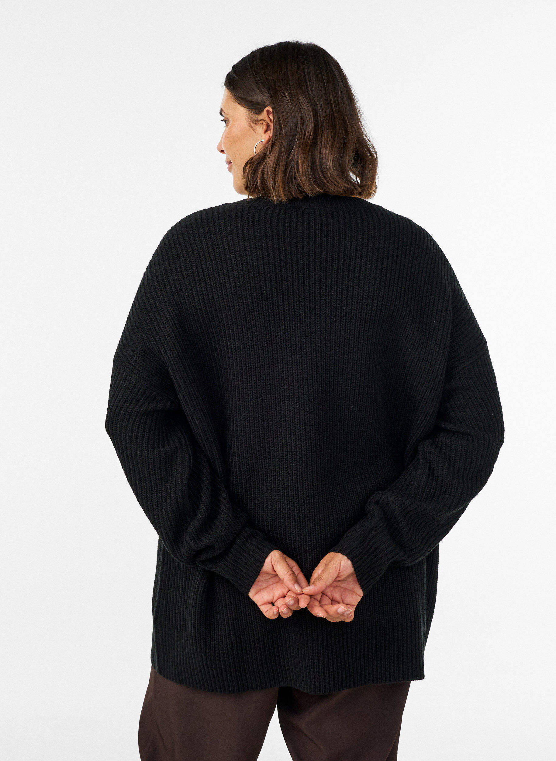 ZizziPitk&auml; ribbineulepusero V-p&auml;&auml;ntiell&auml;, Musta, Model image number 2