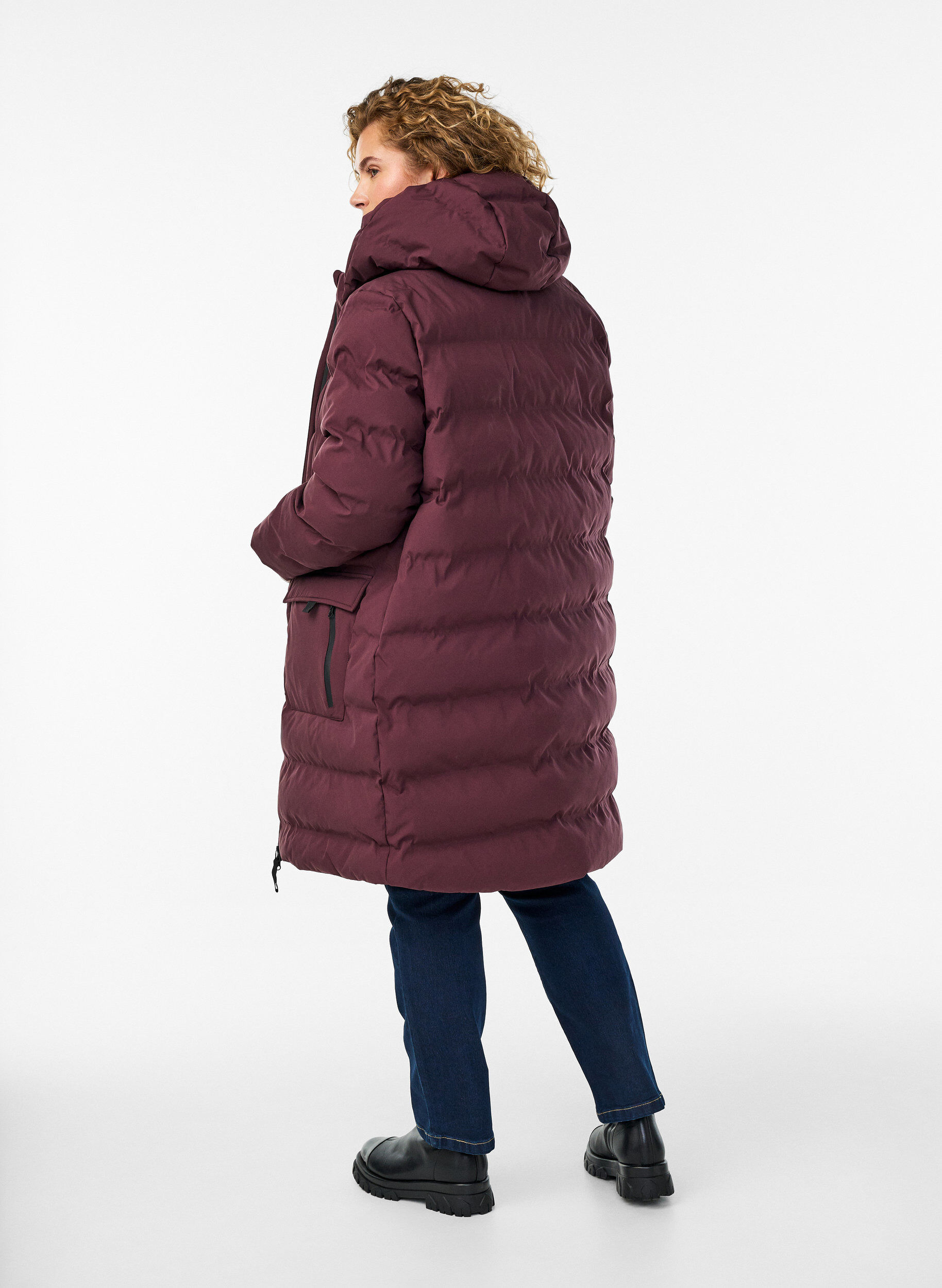 ZizziPuffer-takki hupulla ja taskuilla, Tumma Bordeaux, Model image number 2