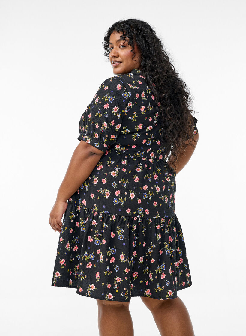 Lyhyt A-linjainen mekko, Musta, Model image number 1