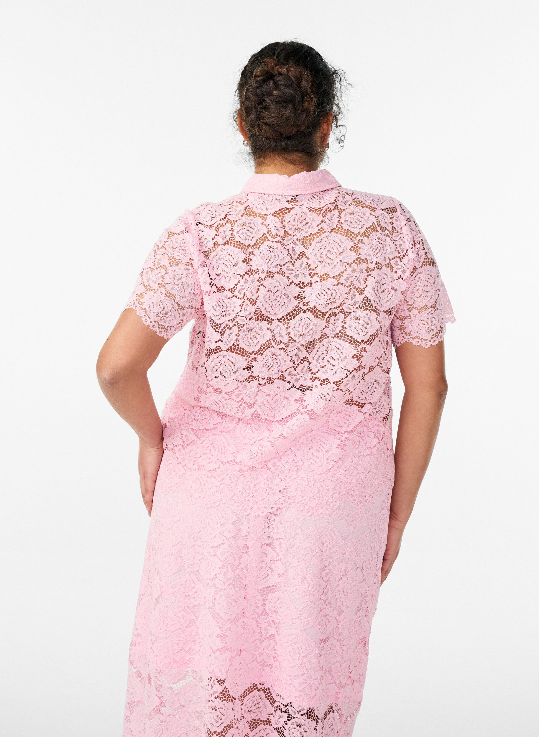 Zizzi Pitsikoristeinen paitapusero helminapeilla, Vaaleanpunainen, Model image number 2