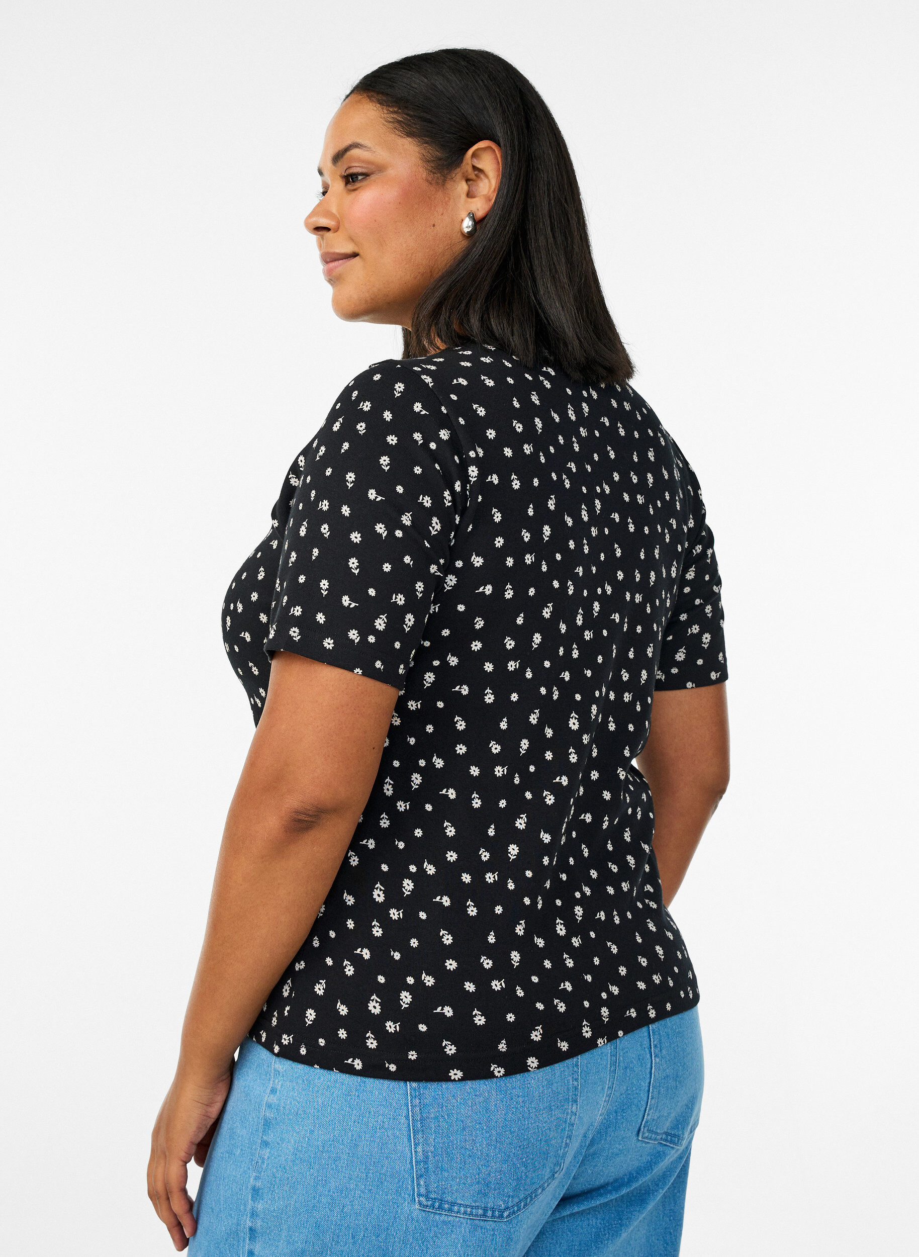 Zizzi Puuvillainen T-paita kauttaaltaan printill&auml;, Musta, Model image number 2