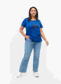 Korkeavyötäröiset Gemma farkut normaalissa mallissa , Light blue, Model