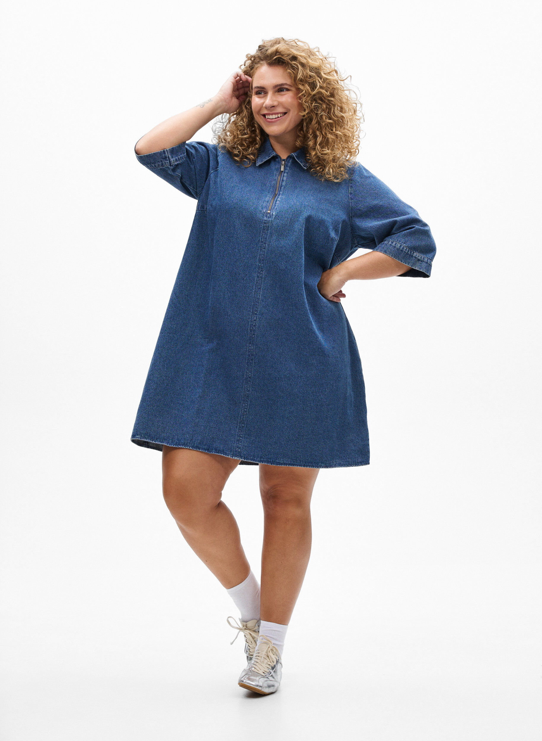 ZizziLyhyt farkkumekko vetoketjulla ja 3/4-hihoilla, Sininen, Model image number 1