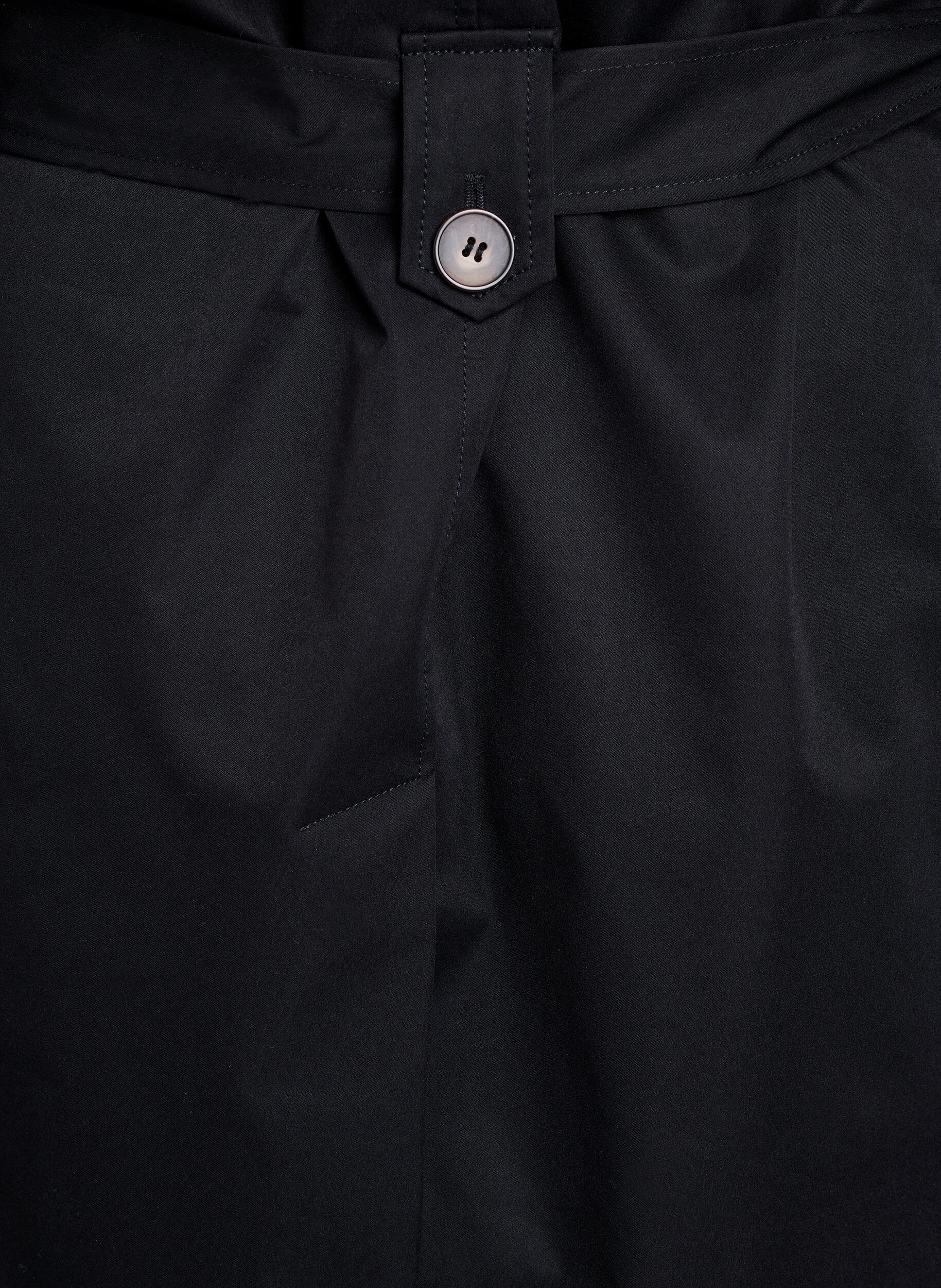 Zizzi Polviin ulottuva trenssitakki vy&ouml;ll&auml;, Black, Packshot image number 4