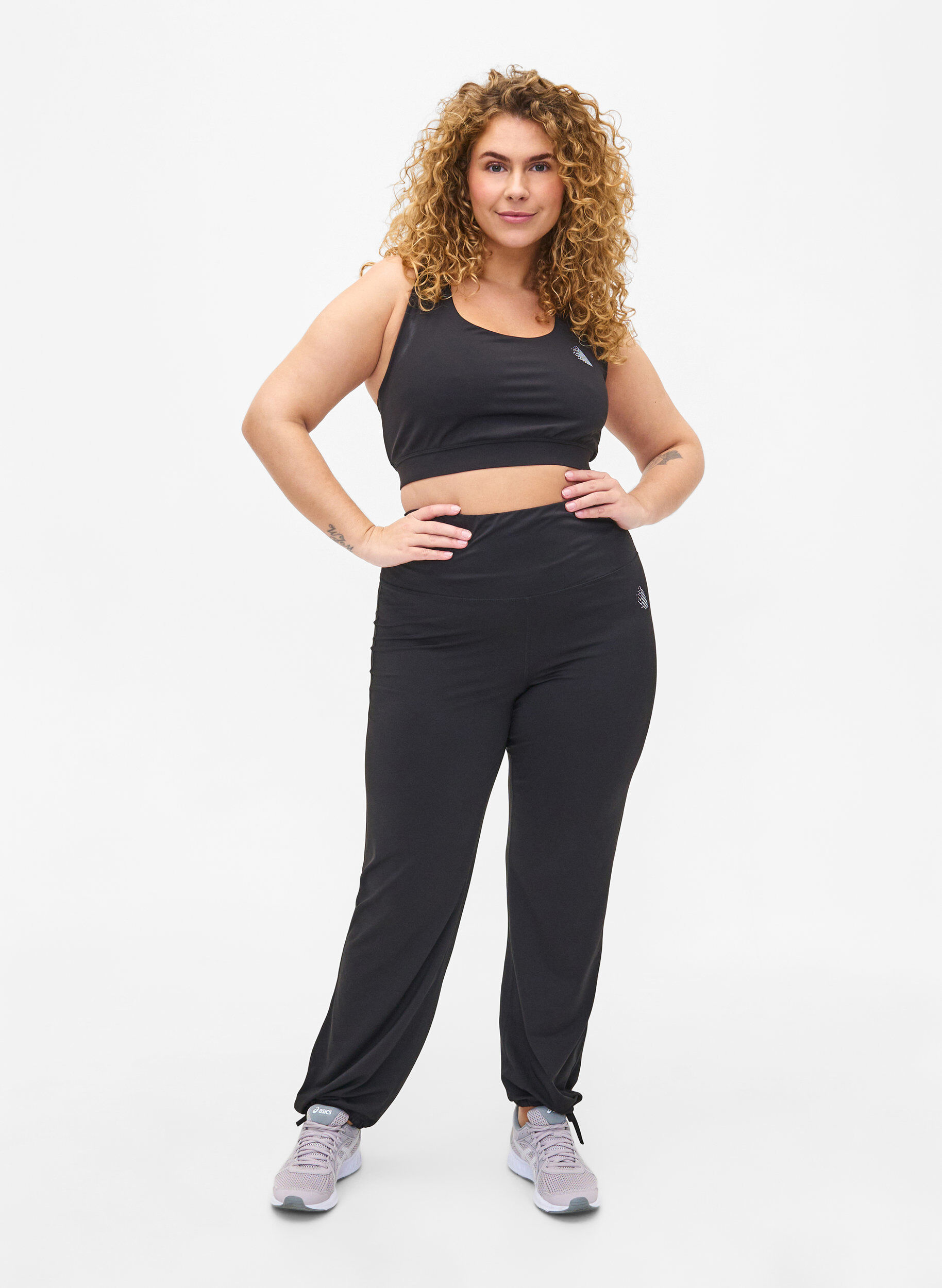 Zizzi Urheilurintaliivit, joissa on sel&auml;ss&auml; ristiosa, Black, Model image number 2