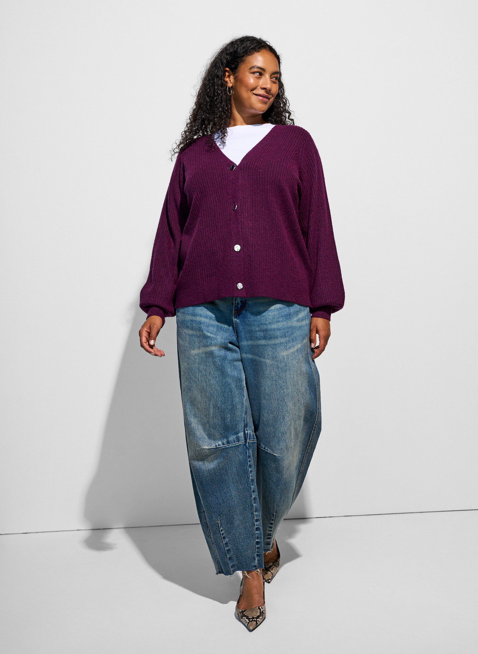 ZizziNeuletakki V-p&auml;&auml;ntiell&auml; ja ribatulla tekstuurilla, Violetti, Model image number 1
