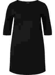 Yksivärinen mekko 3/4-hihoilla ja halkiolla, Black