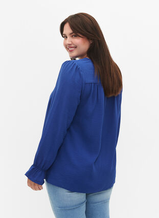 V-pääntie pitsi-blouse pitkillä hihoilla, Mazarine Blue, Model image number 1