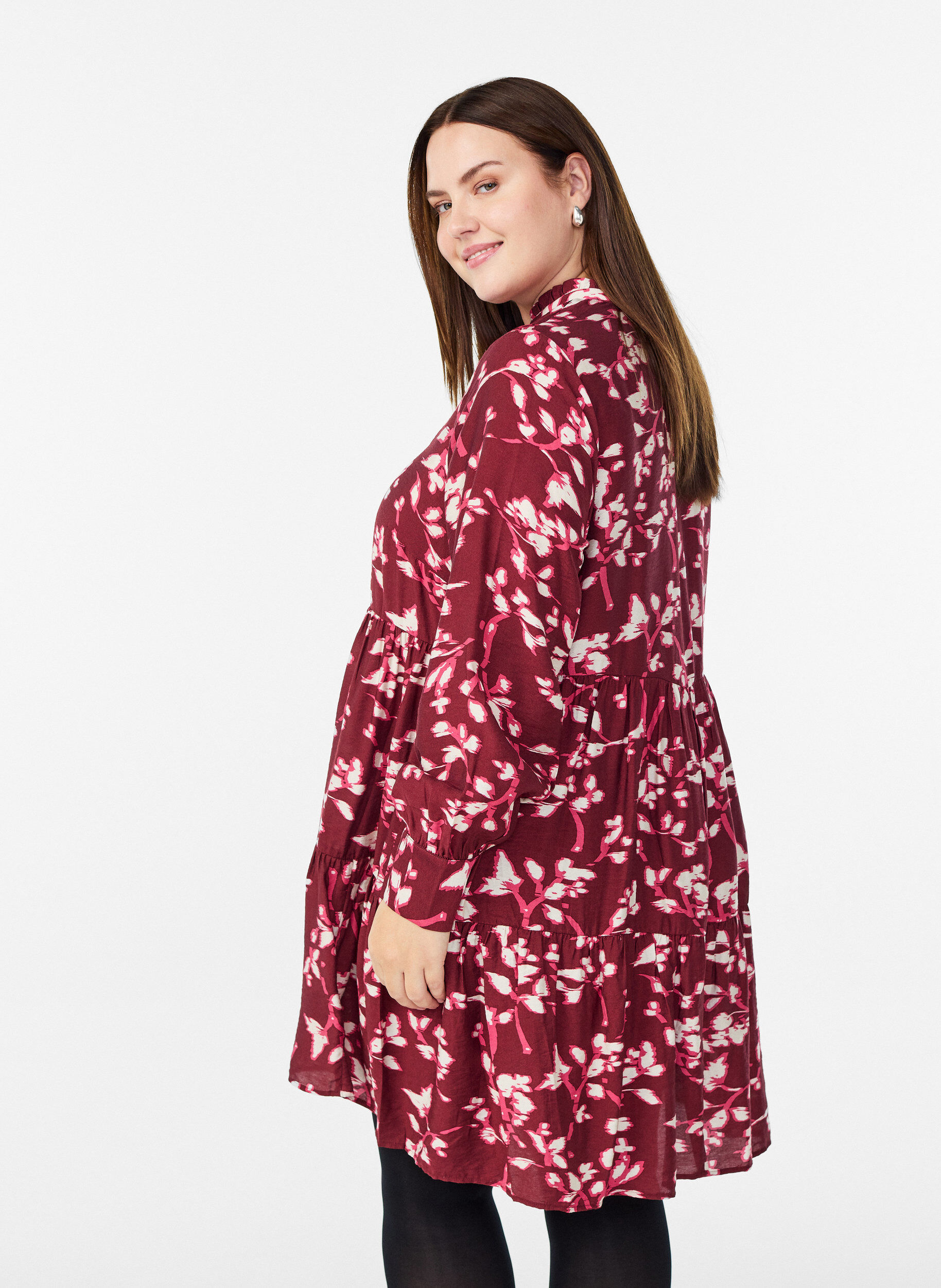 Zizzi A-linjainen mekko r&ouml;yhel&ouml;kauluksella, Punainen, Model image number 2