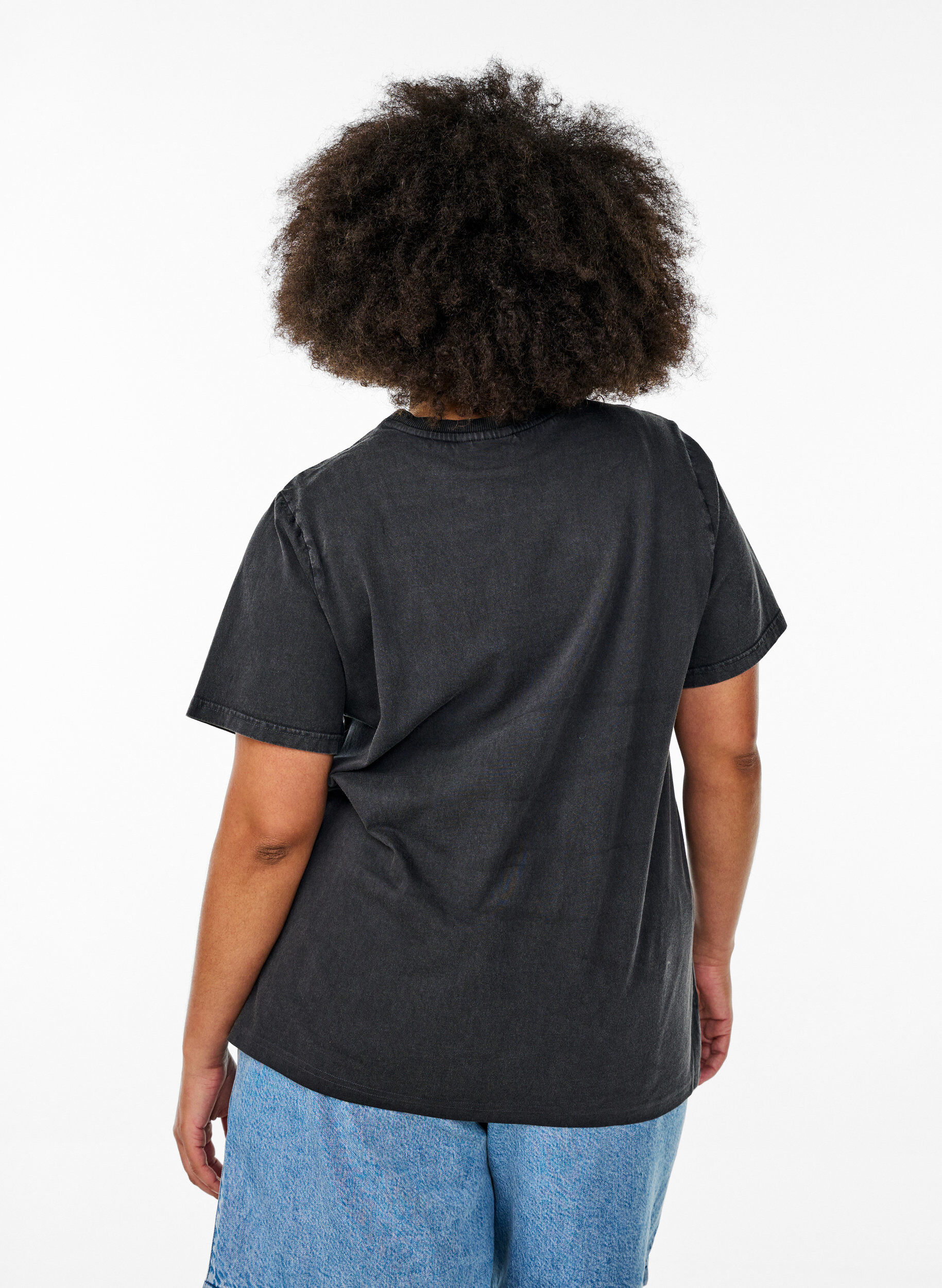 Zizzi T-paita orgaanisesta puuvillasta n&auml;ytt&auml;v&auml;ll&auml; printill&auml;, Harmaa, Model image number 2