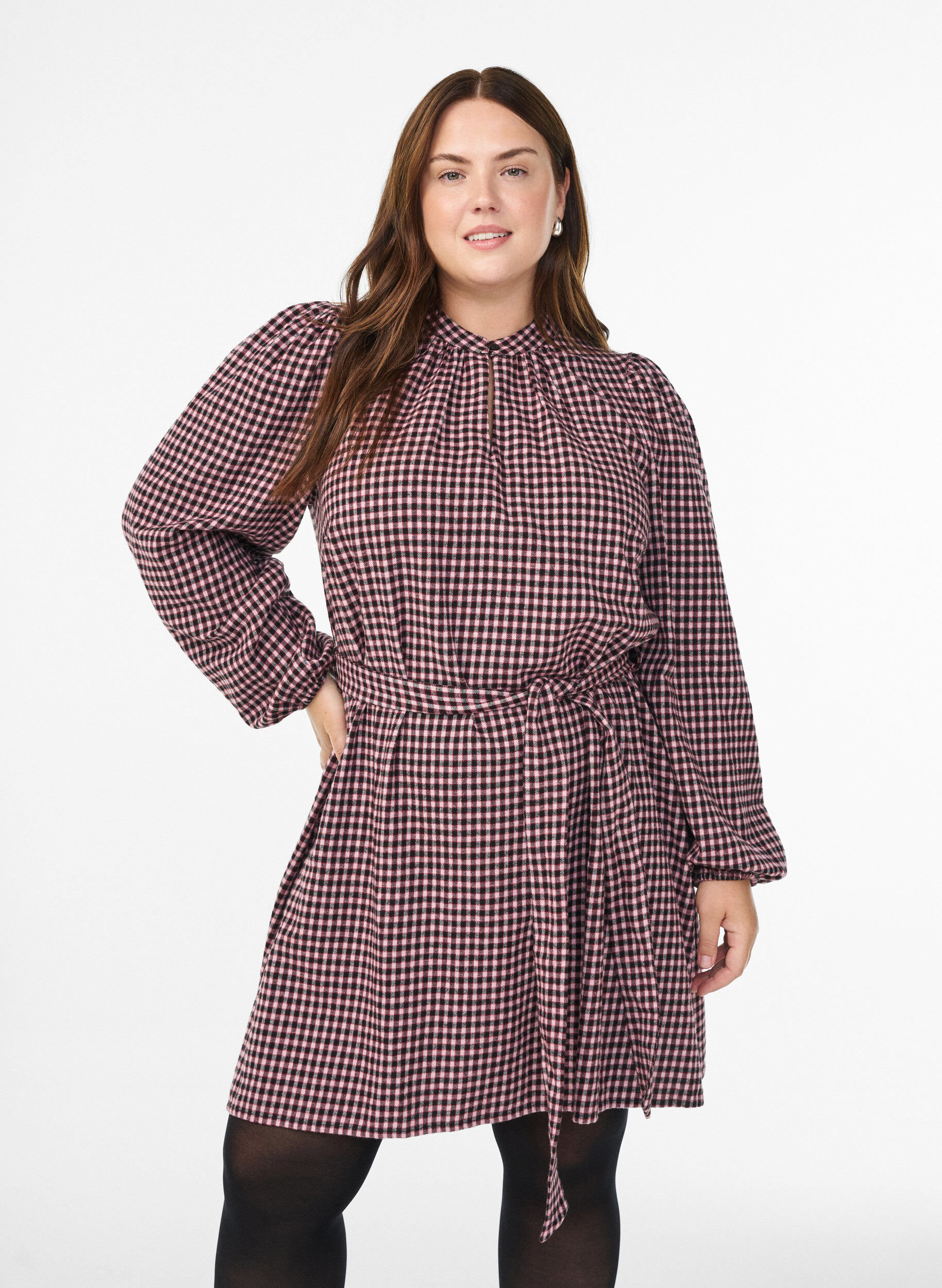 Zizzi Lyhyt ruutumekko solmittavalla vy&ouml;ll&auml;, Punainen, Model image number 0