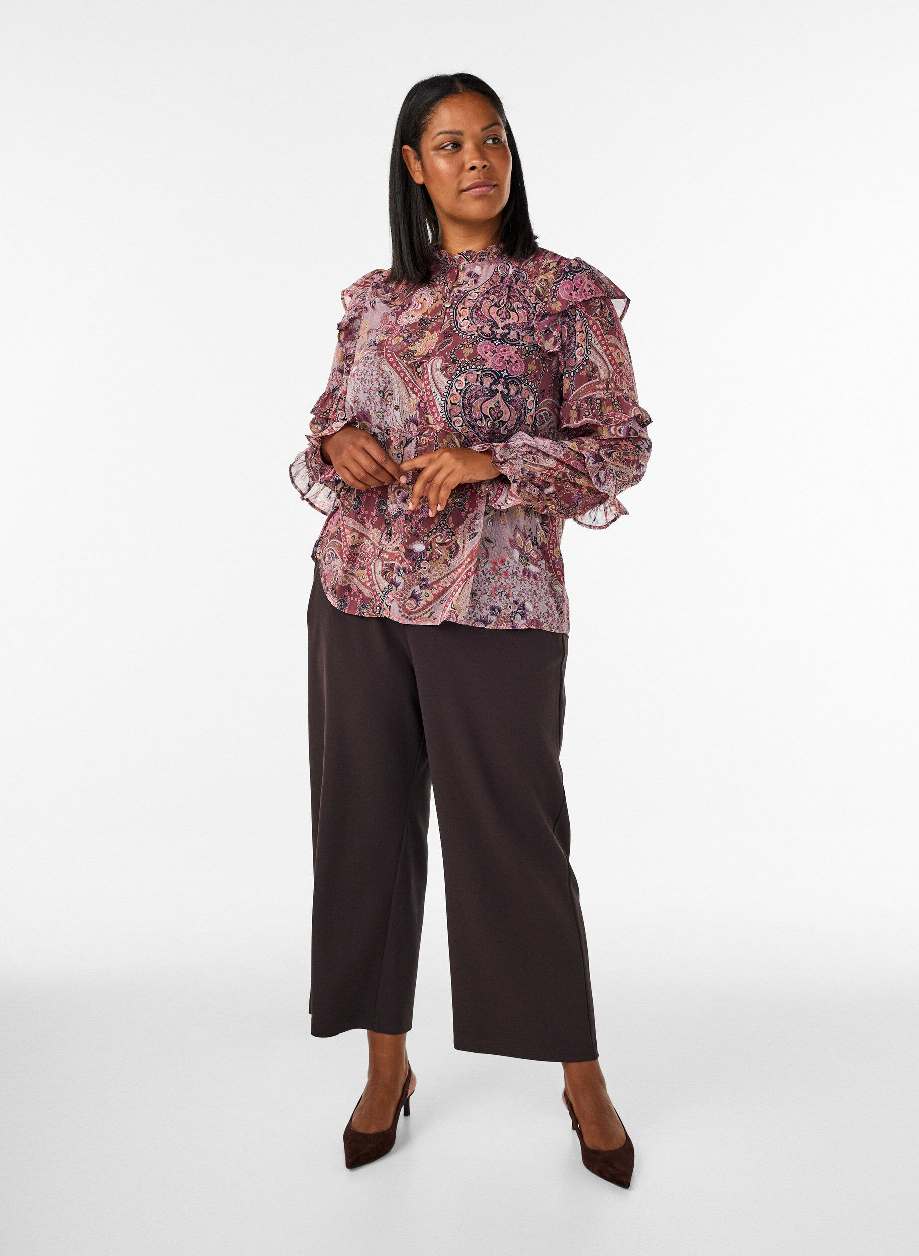 ZizziPusero paisley-kuviolla ja r&ouml;yhel&ouml;yksityiskohdilla, Violetti, Model image number 1