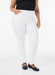 Amy korkea vy&ouml;t&auml;r&ouml;iset super slim fit -farkut, Valkoinen, Model image number 2