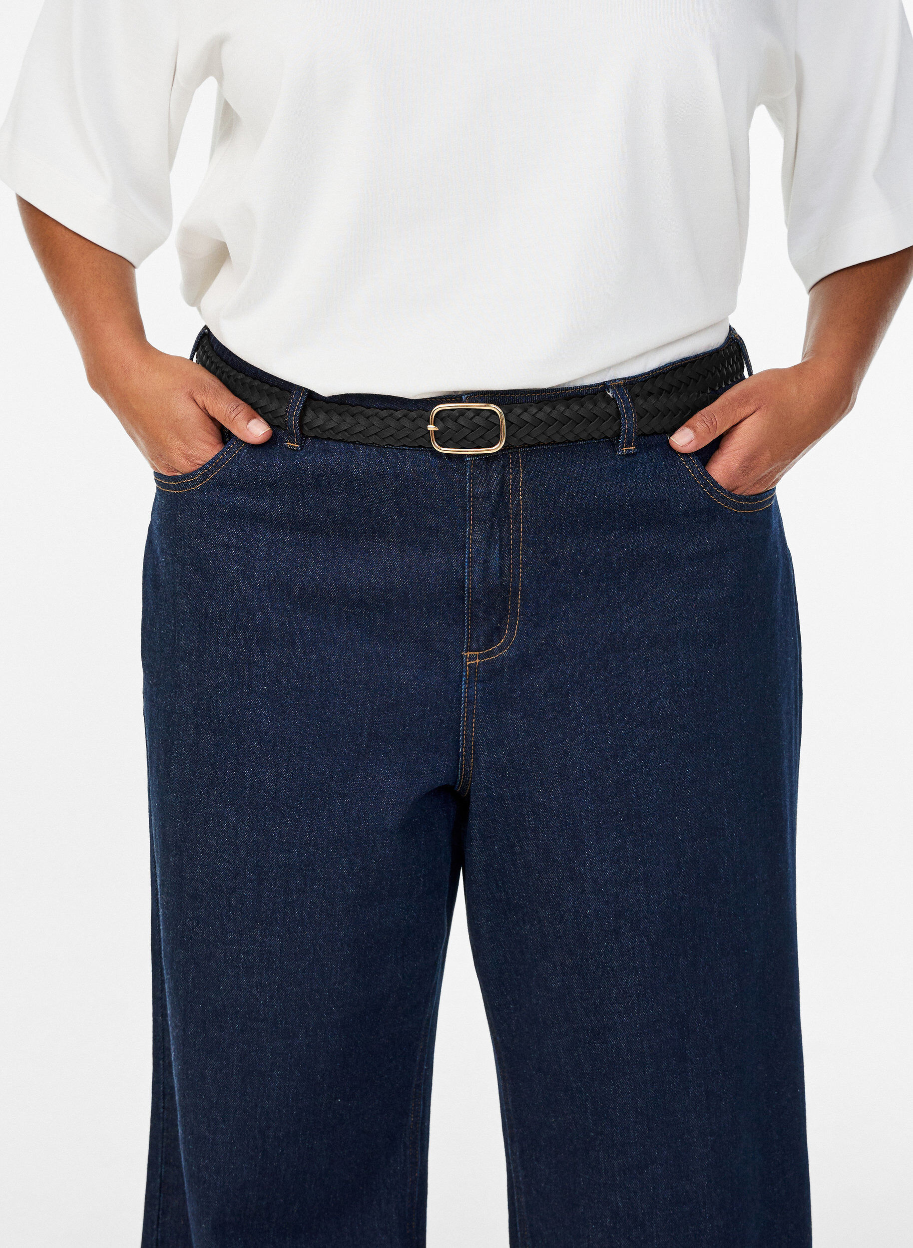 Zizzi Punottu vy&ouml; tekonahkaa, Musta, Model image number 0