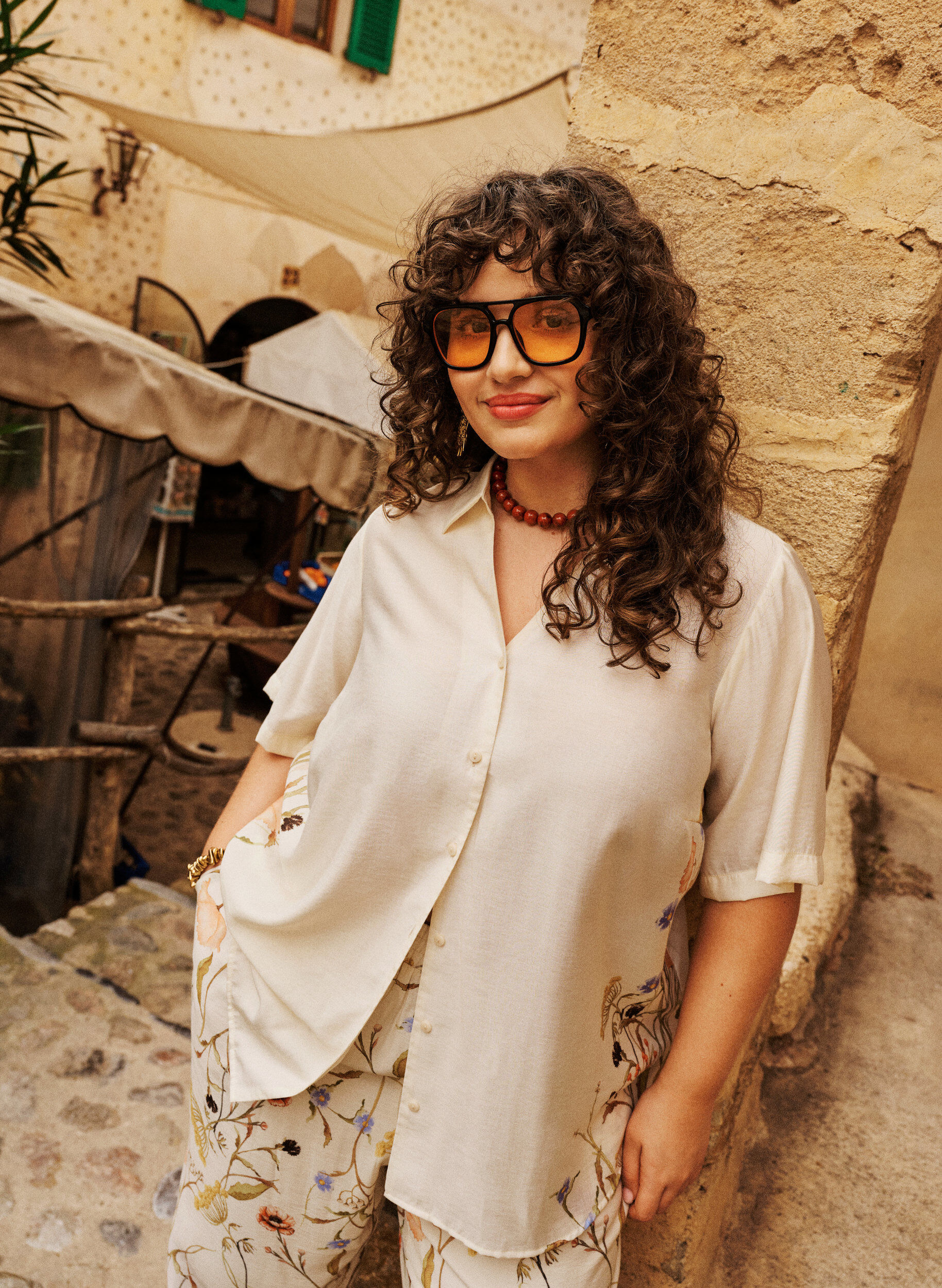 ZizziPaitapusero kyyn&auml;rmittaisilla hihoilla ja kukkayksityiskohdilla, Beige, Image image number 0