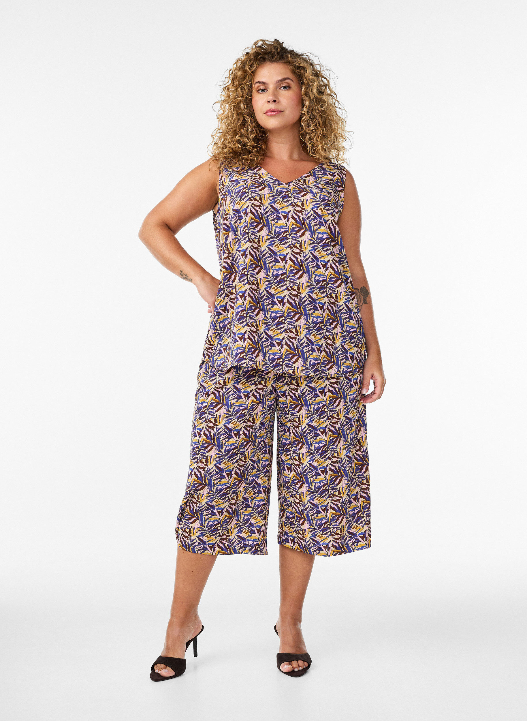 ZizziCulottes-housut kuosilla, Beige, Model image number 0