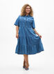 Midimittainen denimmekko napeilla ja lyhyill&auml; hihoilla, Sininen, Model image number 1