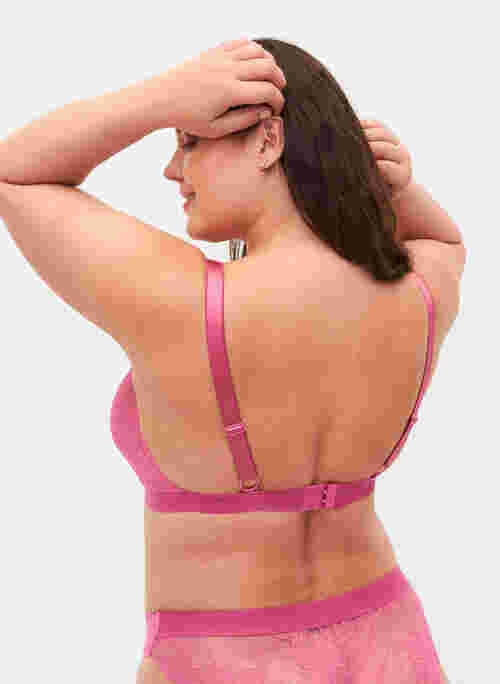 Support the breasts - pitsirintaliivit nauhayksityiskohdilla