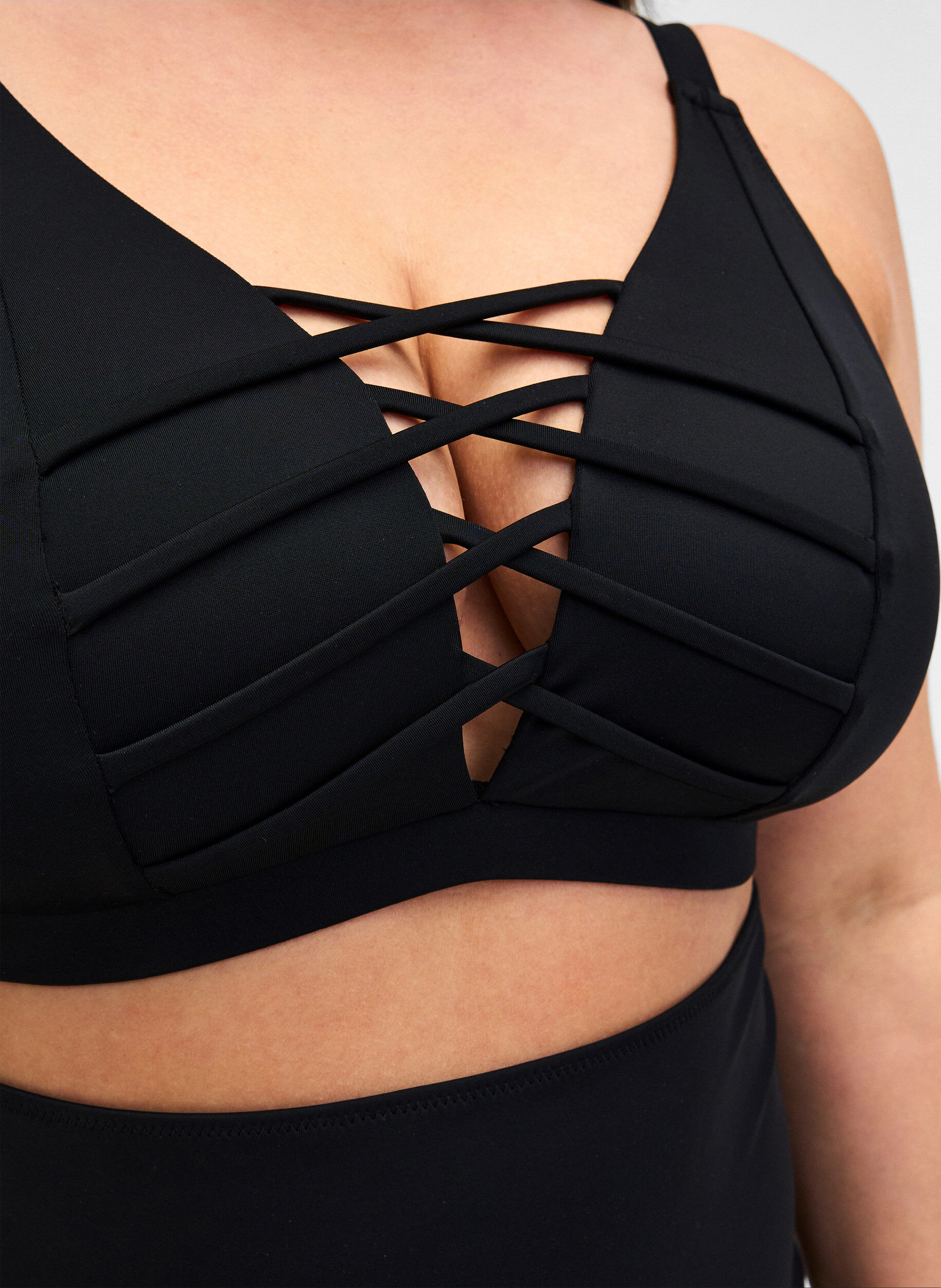 Zizzi Bikiniyl&auml;osa, Musta, Model image number 3