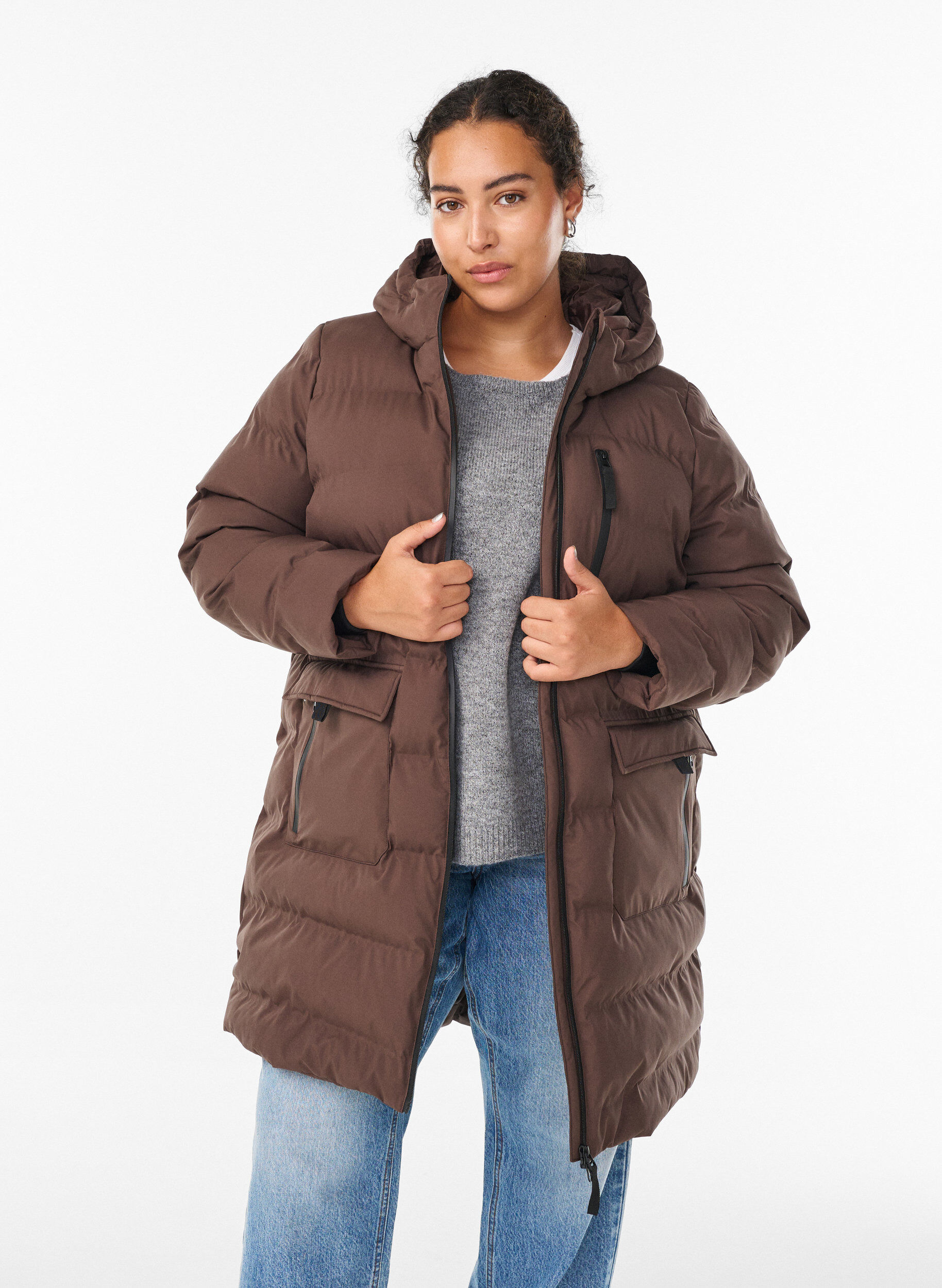 Puffer-takki hupulla ja taskuilla, Ruskea, Model