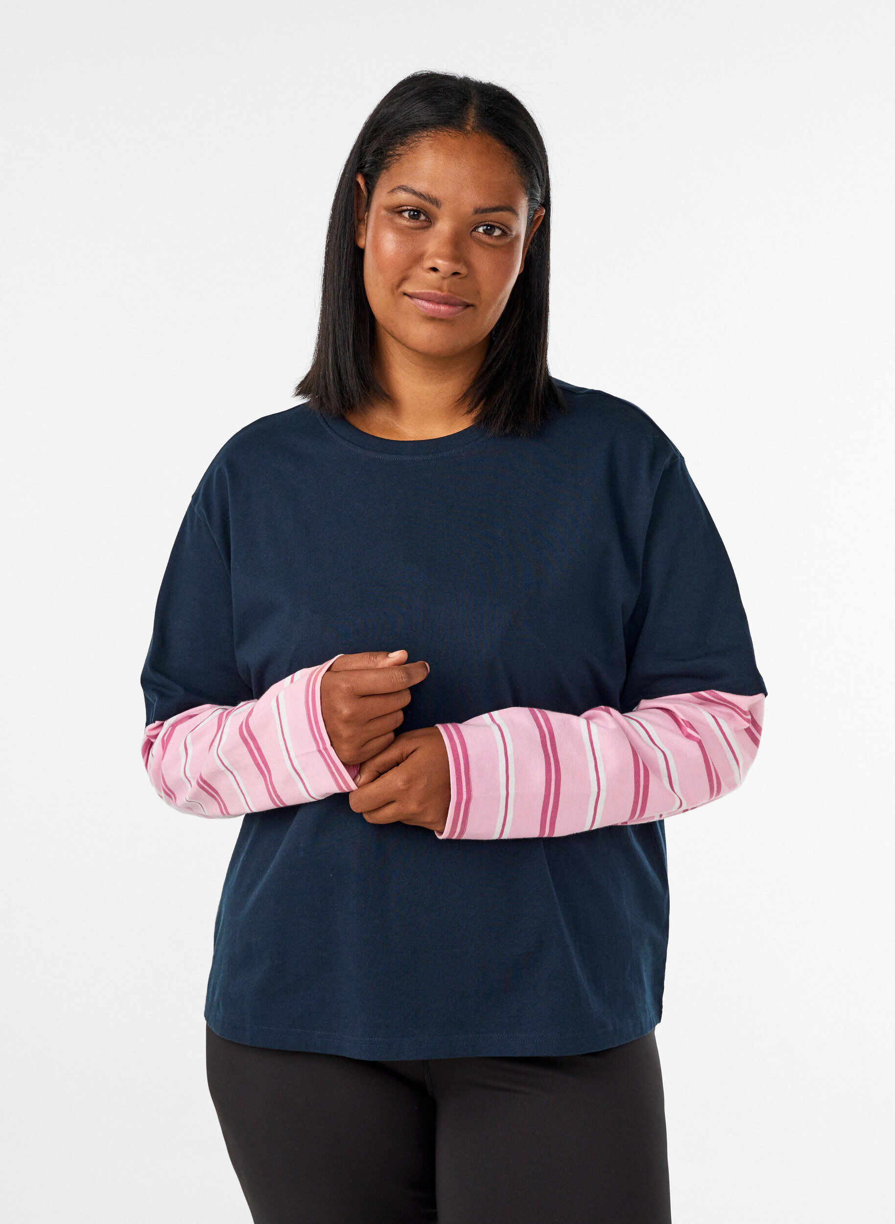 ZizziT-paita urheilullisella kerrostetulla lookilla, Sininen, Model image number 0
