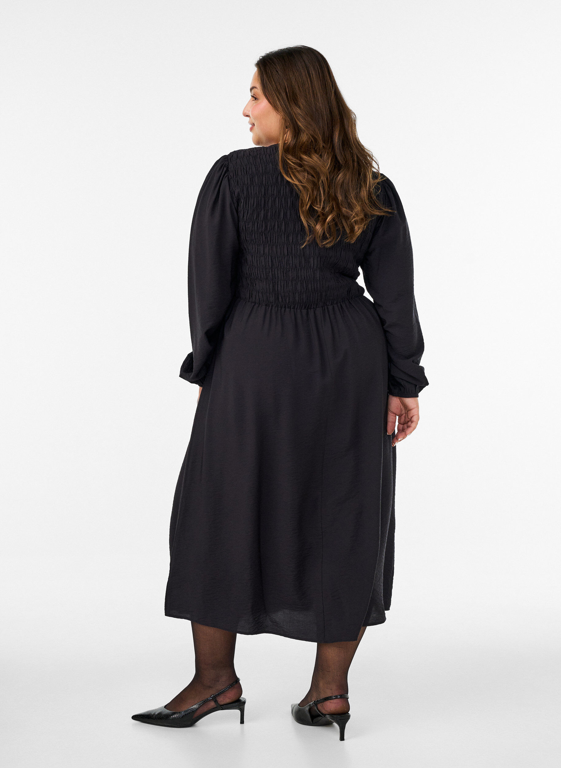 ZizziMidimekko viskoosista smokkauksella, Musta, Model image number 2