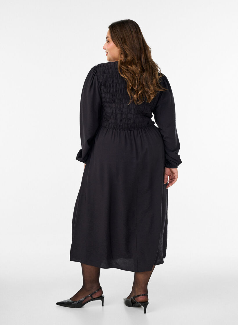 Midimekko viskoosista smokkauksella, Musta, Model image number 2