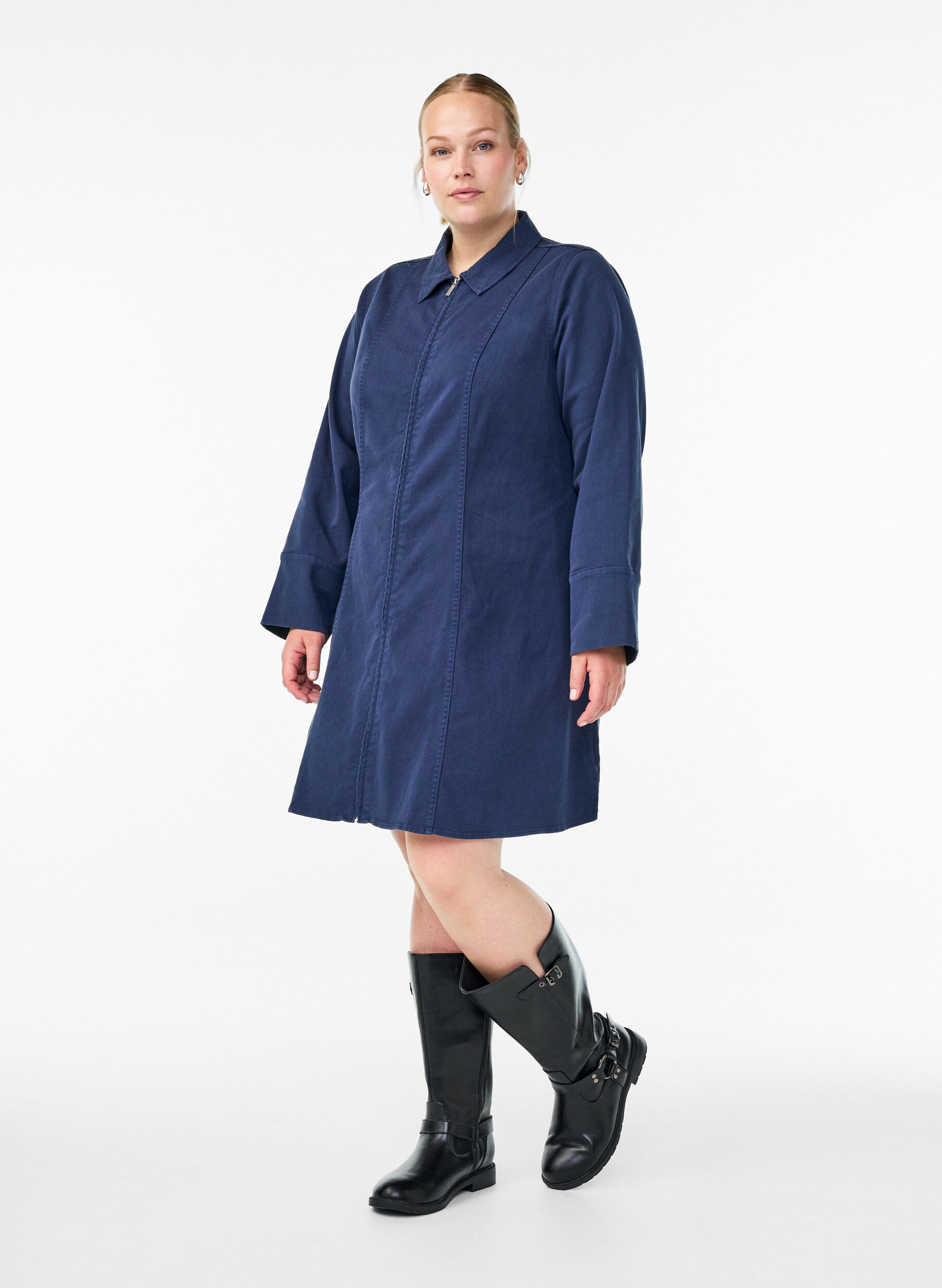 Zizzi Lyhyt twill-mekko vetoketjulla, Sininen, Model image number 1