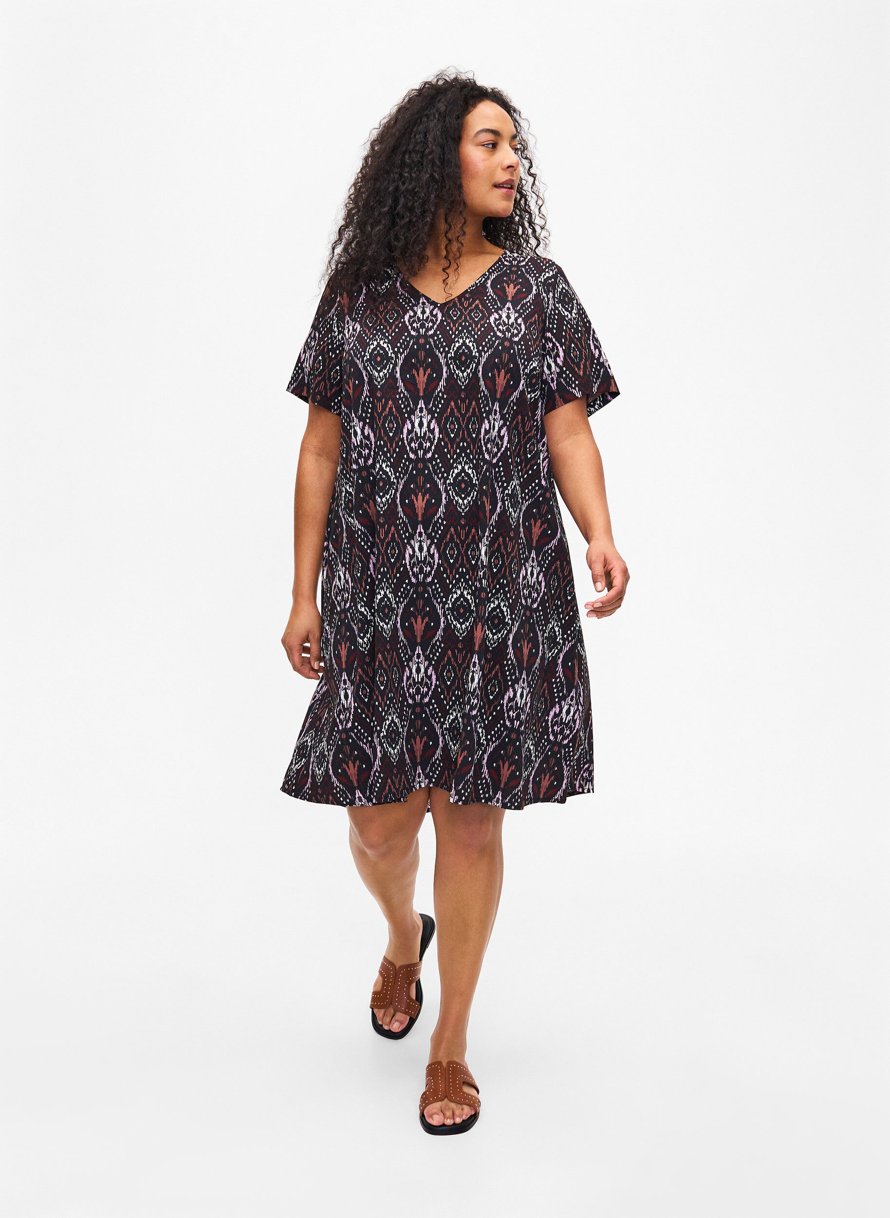 Zizzi FLASH &ndash; V-p&auml;&auml;ntiemekko printill&auml;, Black Rose Ethnic, Model image number 2