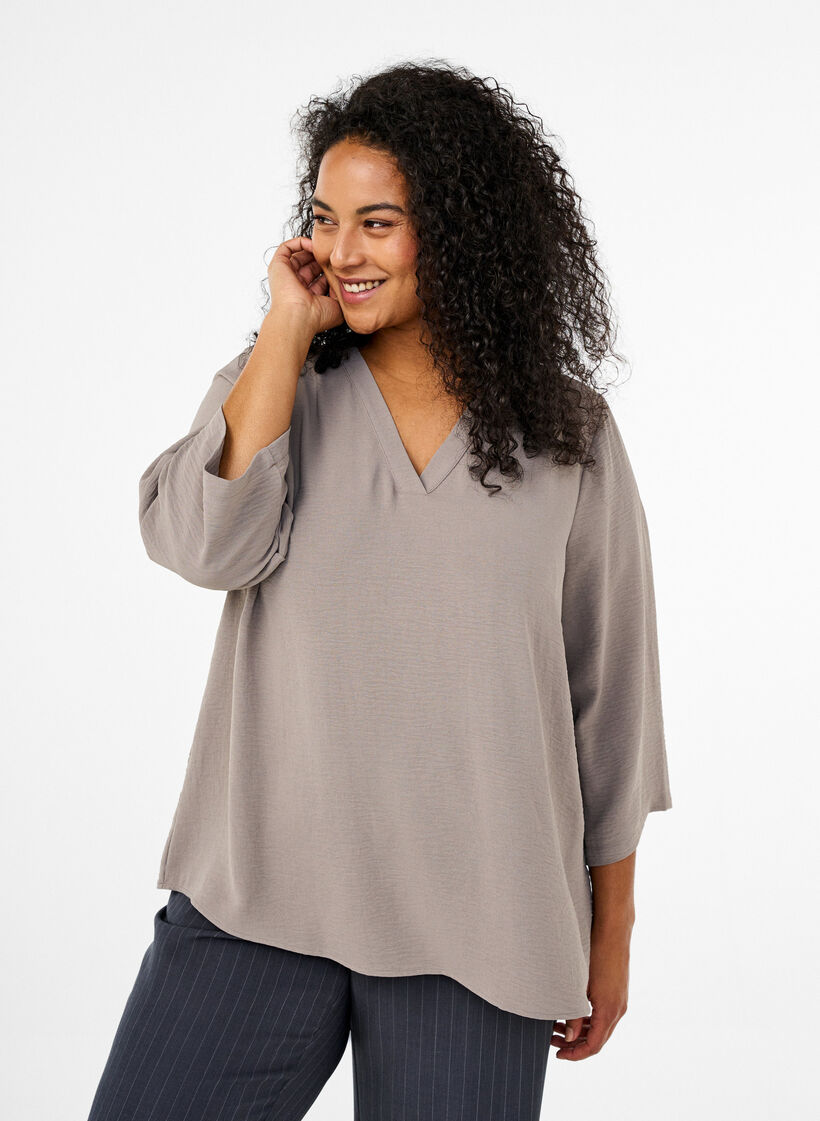 Pusero 3/4-hihoilla, Beige, Model image number 0